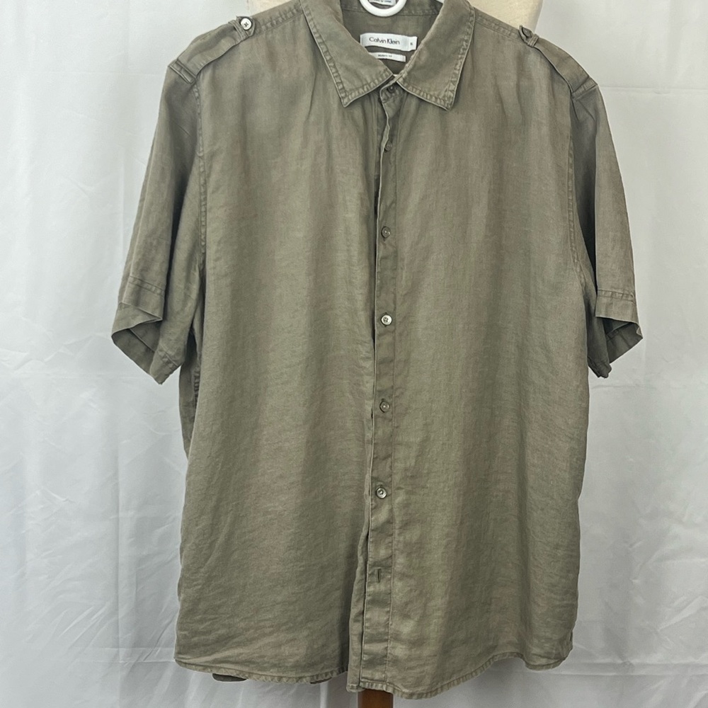 Calvin Klein Men’s XL Modern Fit Casual Short Sleeve Button Down Olive Green $22